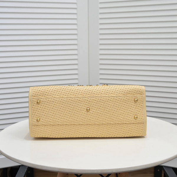 シャネルバッグ内部構造